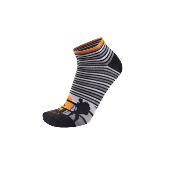 Носки мужские "Туризм" демисезонные DUNA 2268