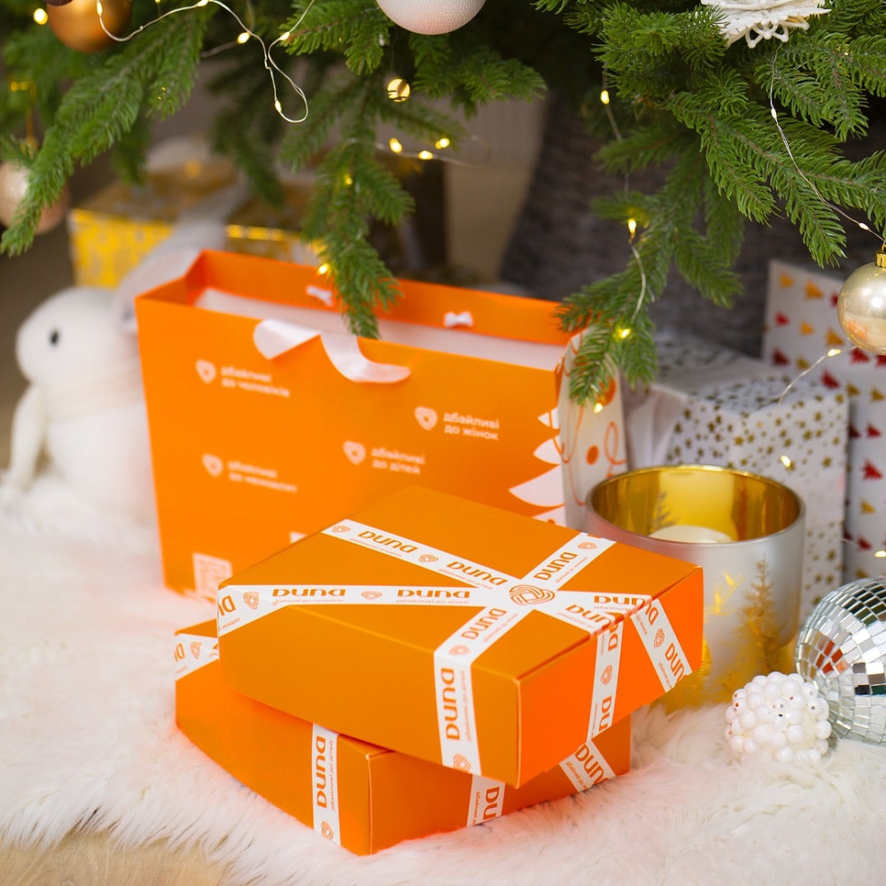 Подарочная коробка 23*20*7 DUNA